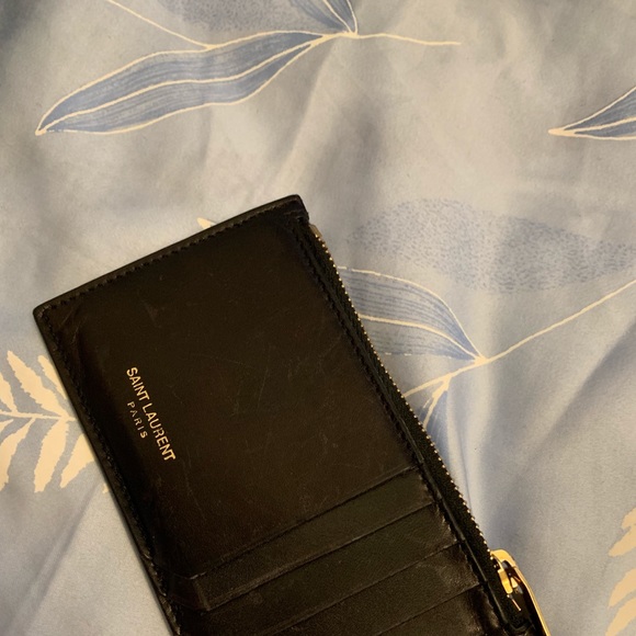 Saint Laurent Fragment Zipped Carr case - Picture 6 of 7